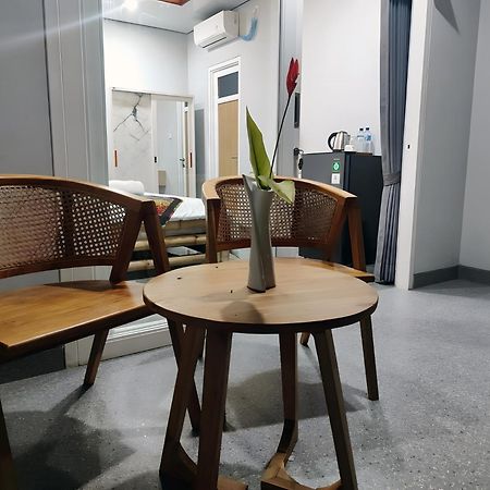 Suka Homestay Санур Екстер'єр фото