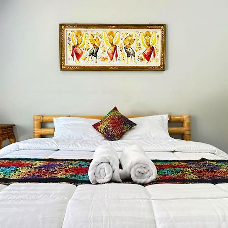 Suka Homestay Санур Екстер'єр фото