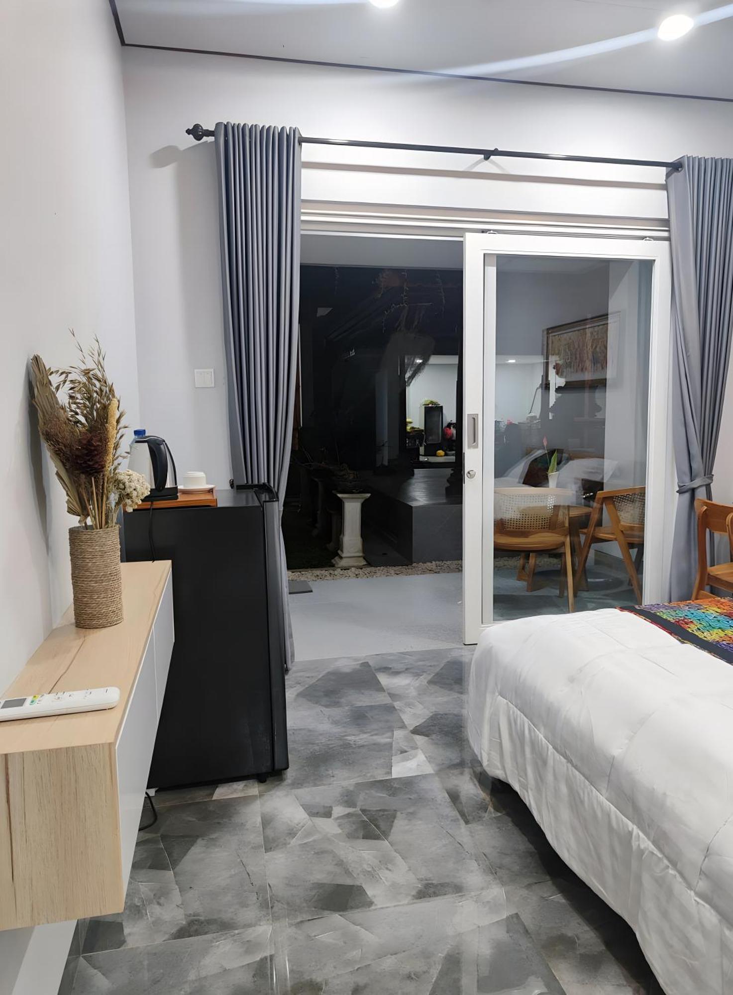 Suka Homestay Санур Екстер'єр фото