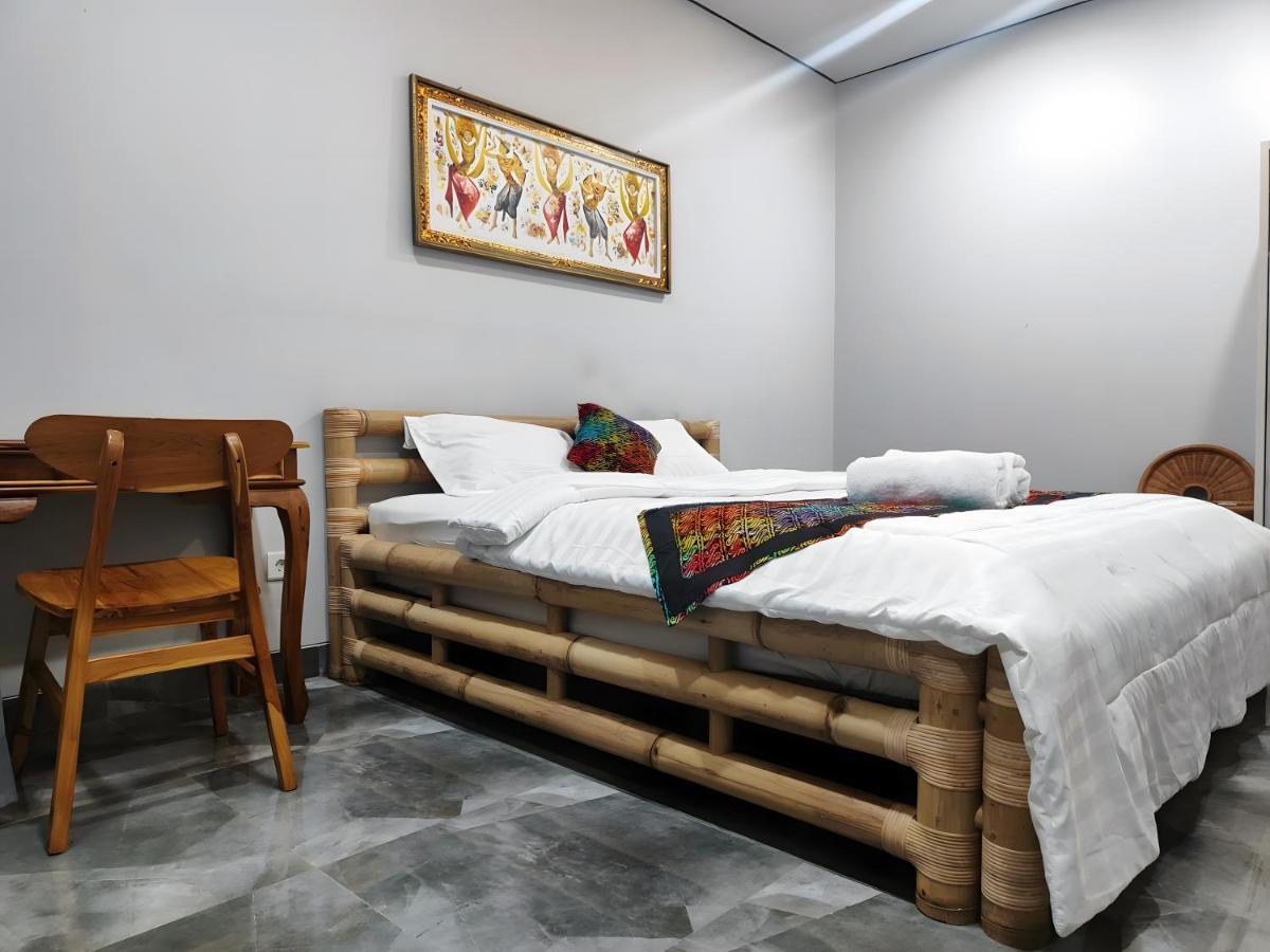 Suka Homestay Санур Екстер'єр фото